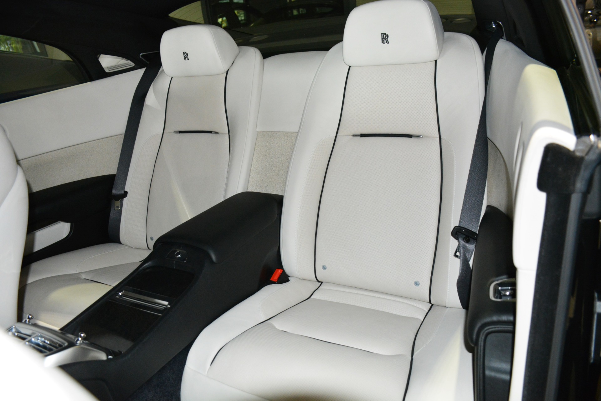Used-2014-Rolls-Royce-Wraith