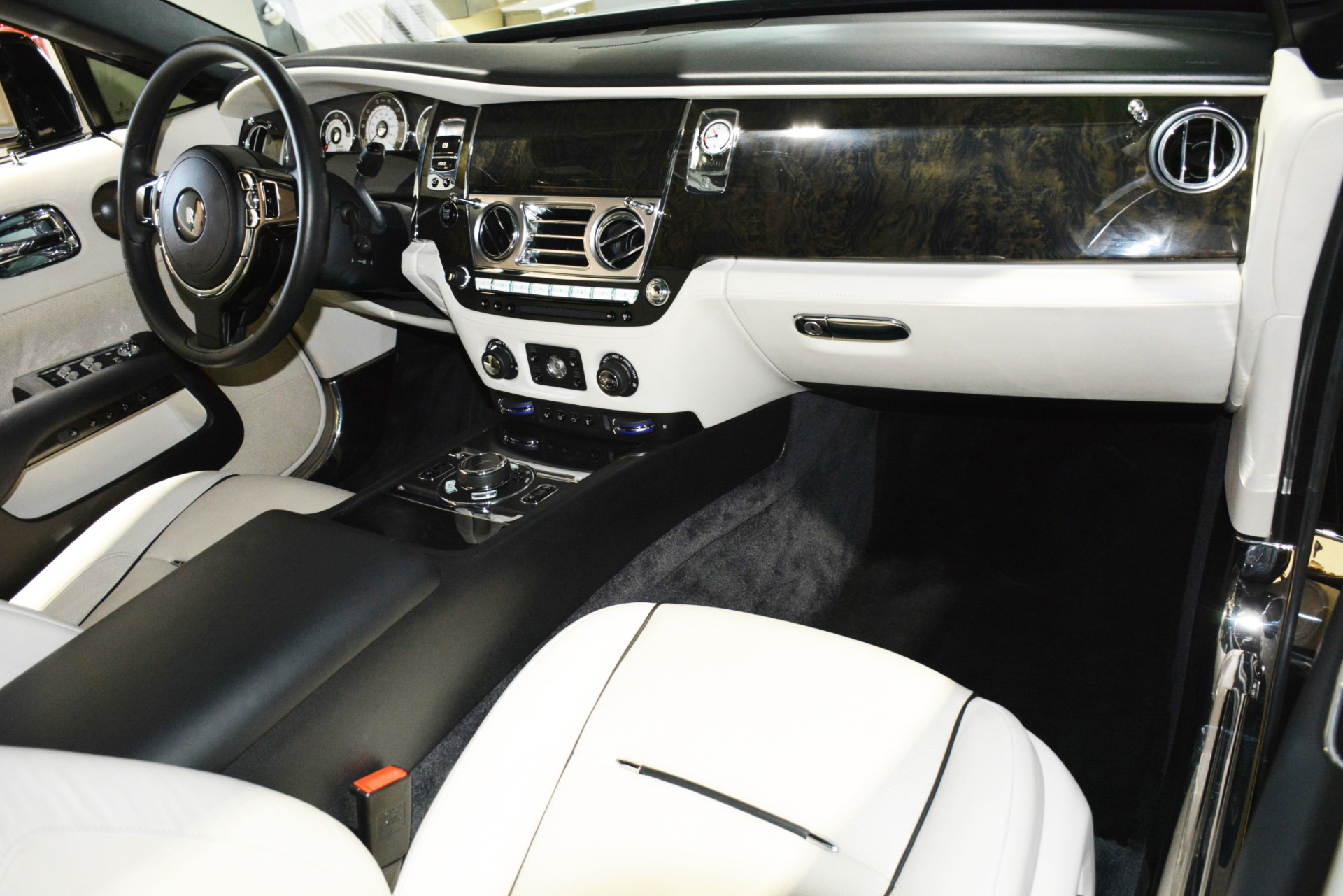 Used-2014-Rolls-Royce-Wraith