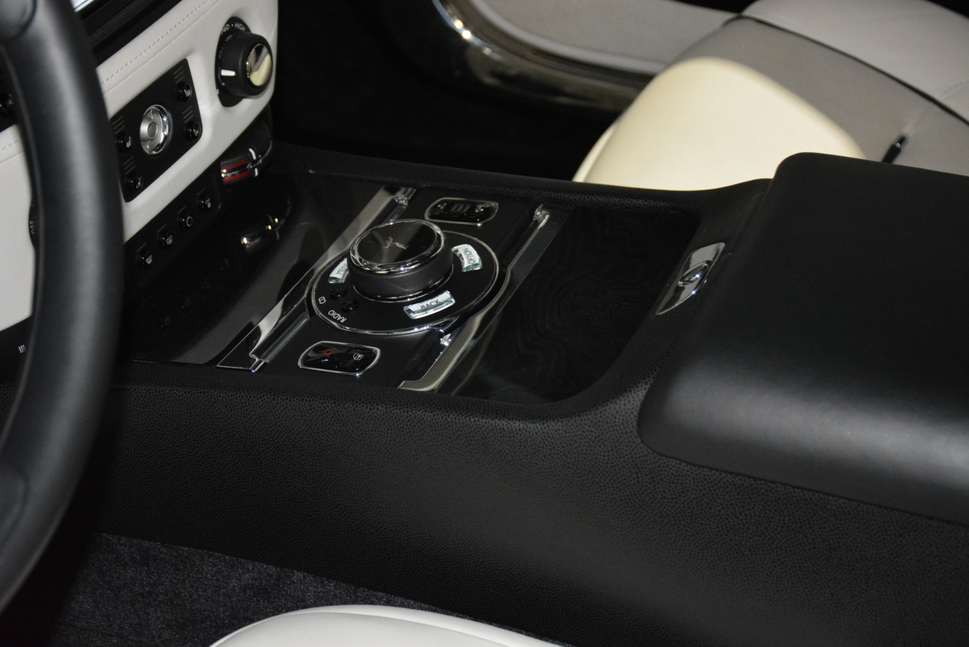 Used-2014-Rolls-Royce-Wraith