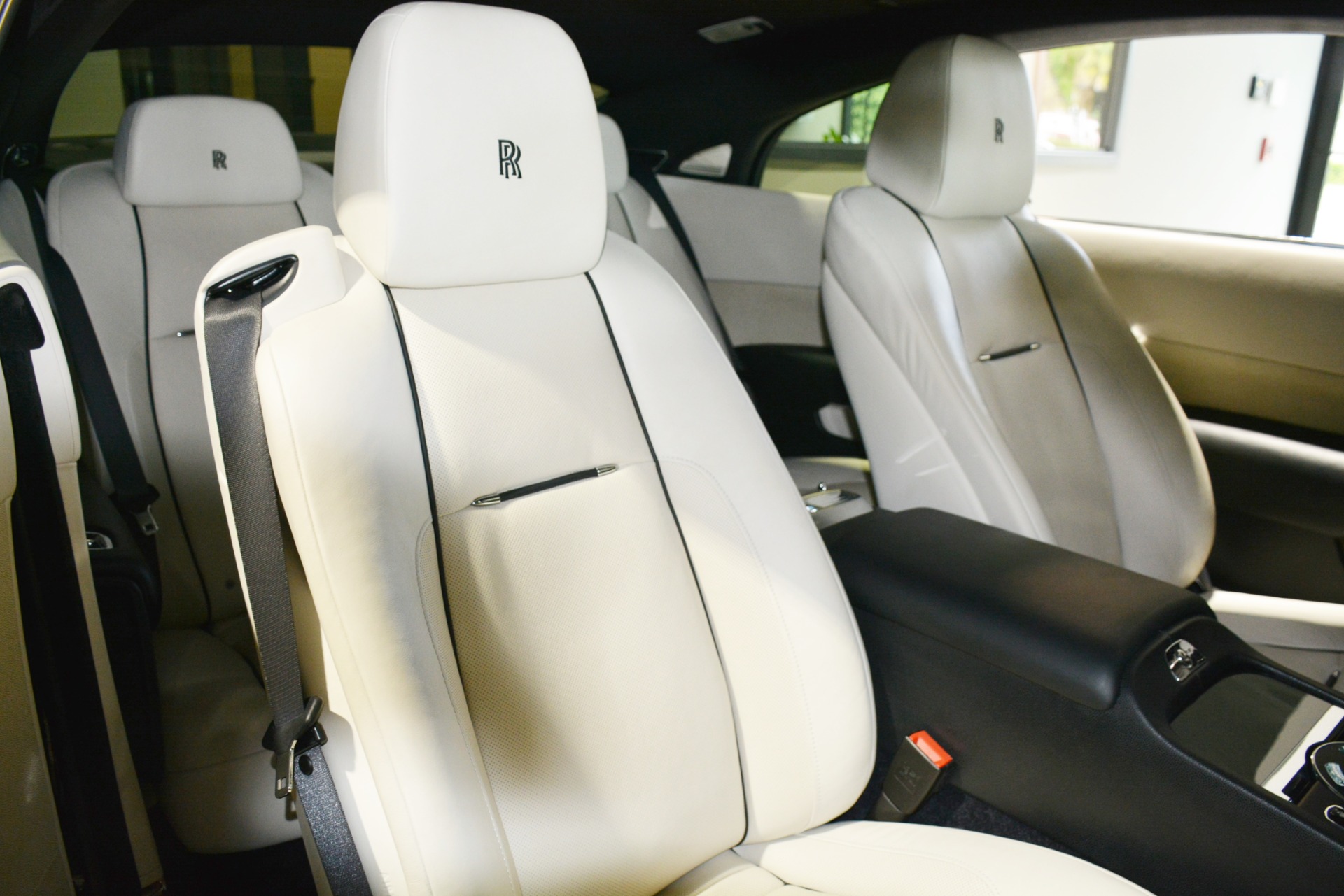 Used-2014-Rolls-Royce-Wraith