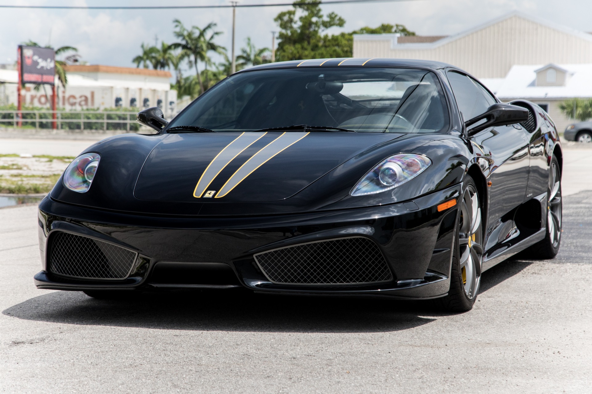 Used-2009-Ferrari-430-Scuderia