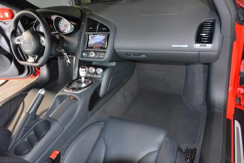 Used-2015-Audi-R8-V8