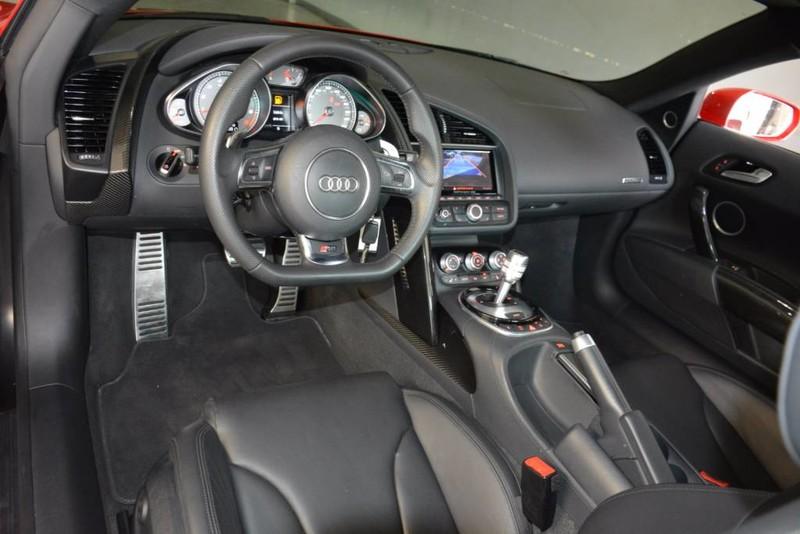 Used-2015-Audi-R8-V8