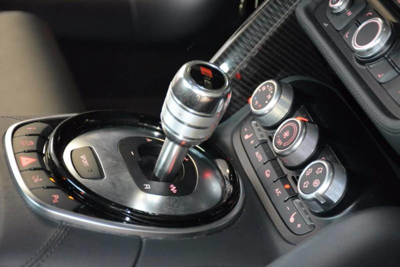 Used-2015-Audi-R8-V8