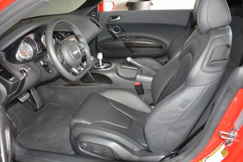 Used-2015-Audi-R8-V8