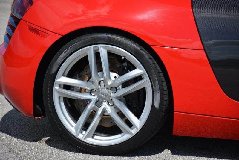 Used-2015-Audi-R8-V8