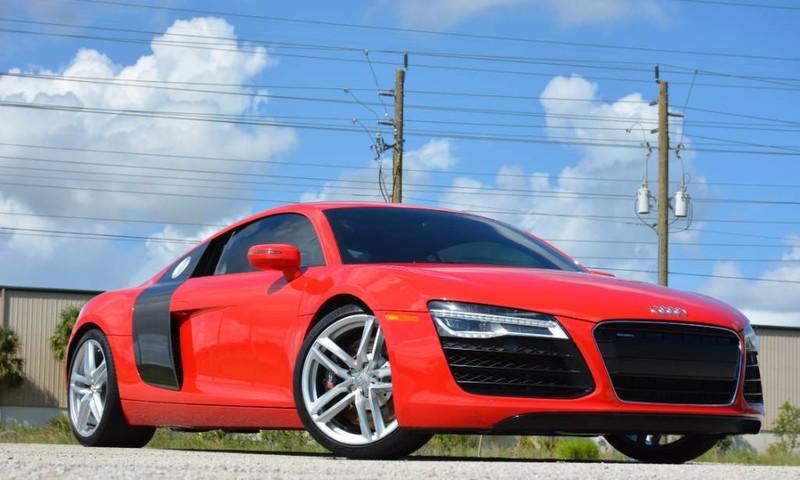 Used-2015-Audi-R8-V8