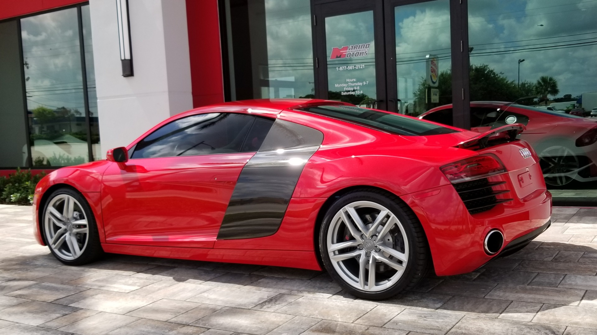Used-2015-Audi-R8-V8
