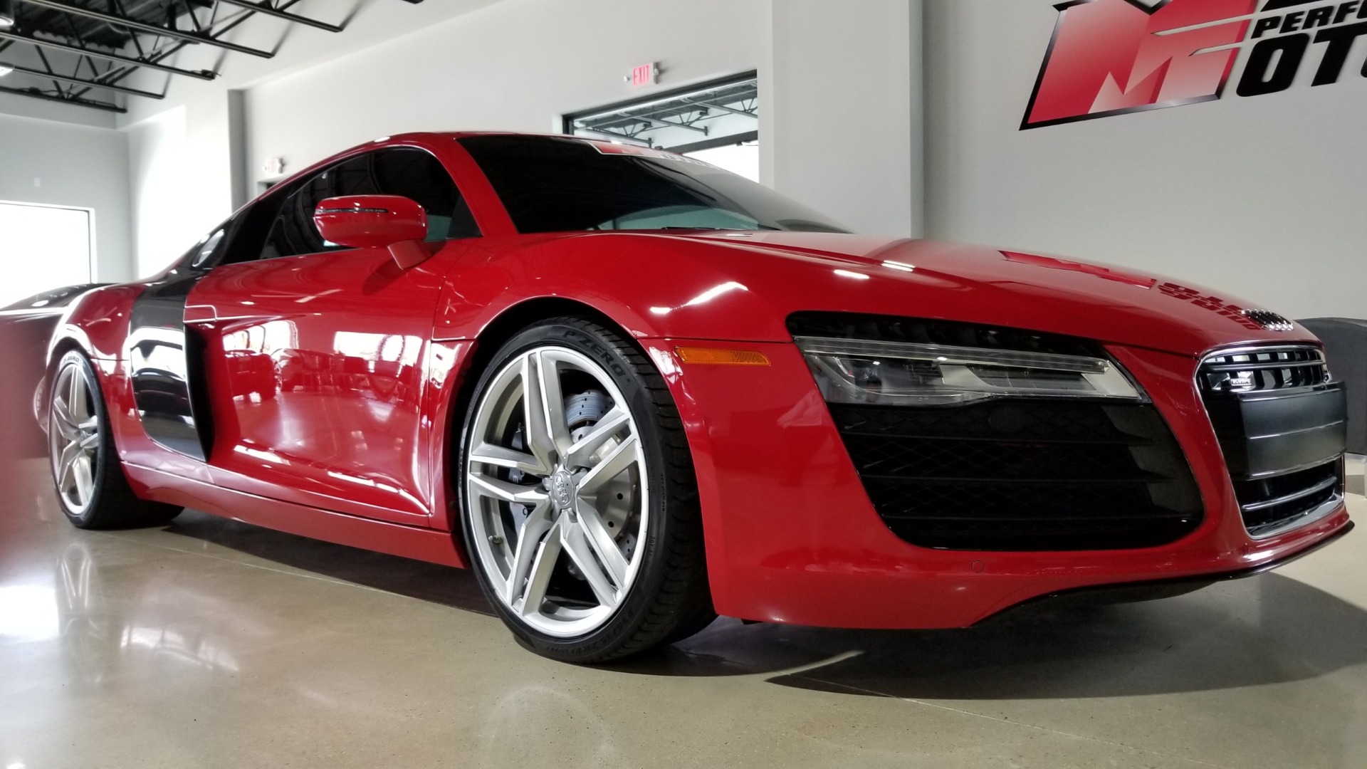 Used-2015-Audi-R8-V8