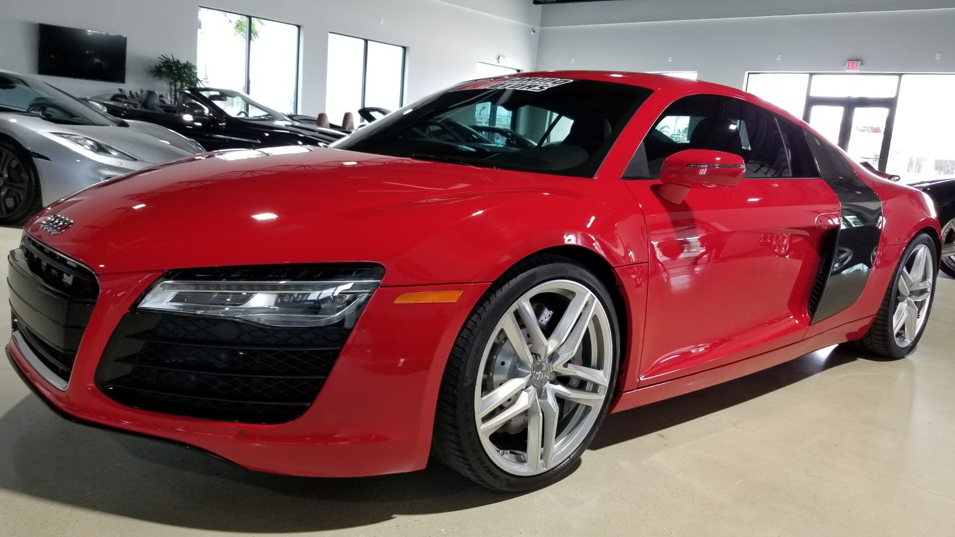 Used-2015-Audi-R8-V8