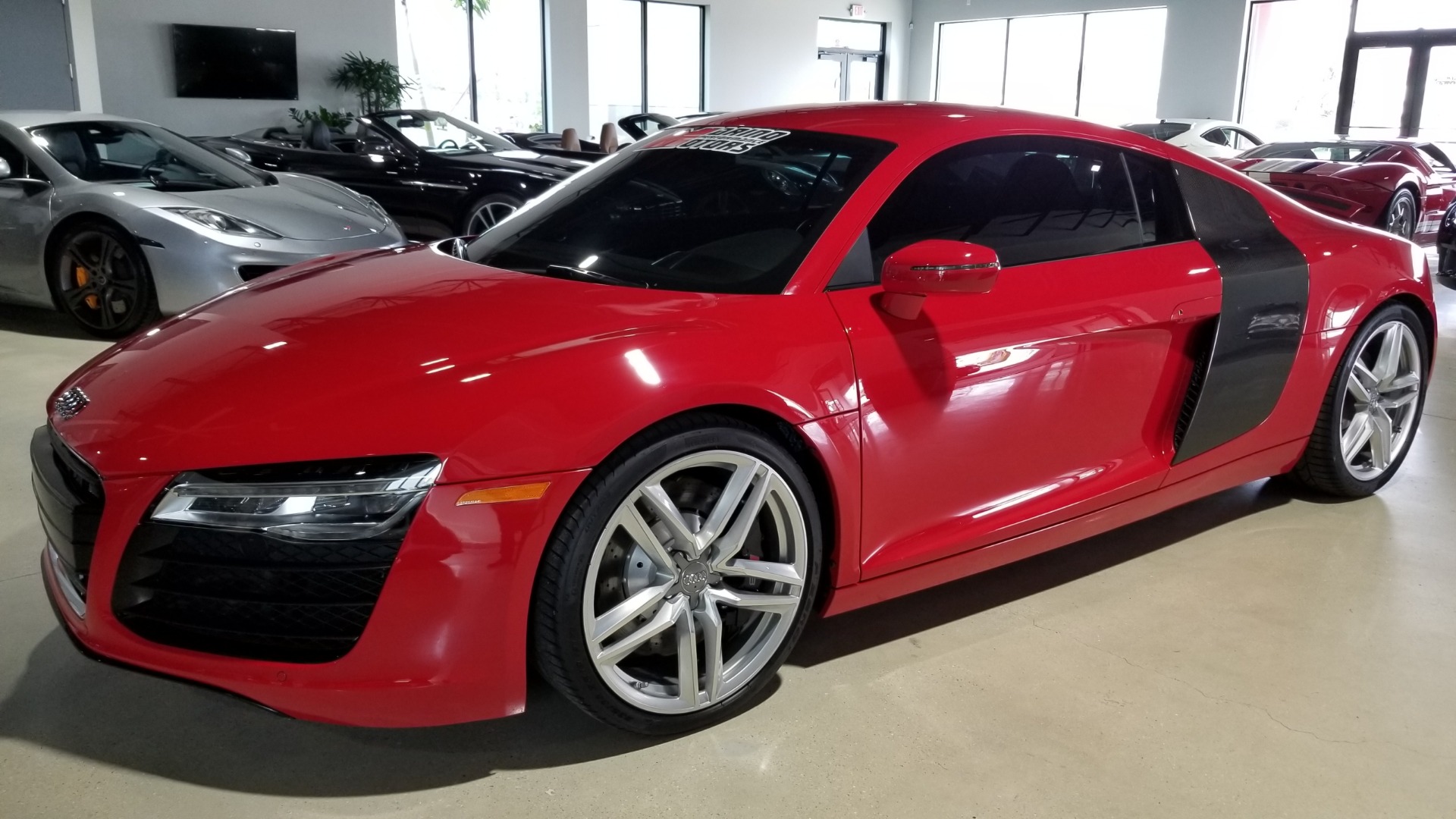 Used-2015-Audi-R8-V8