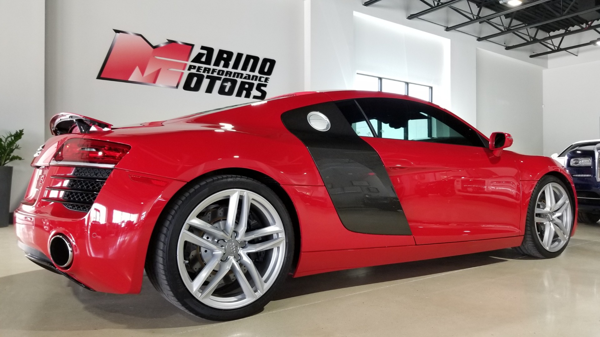 Used-2015-Audi-R8-V8