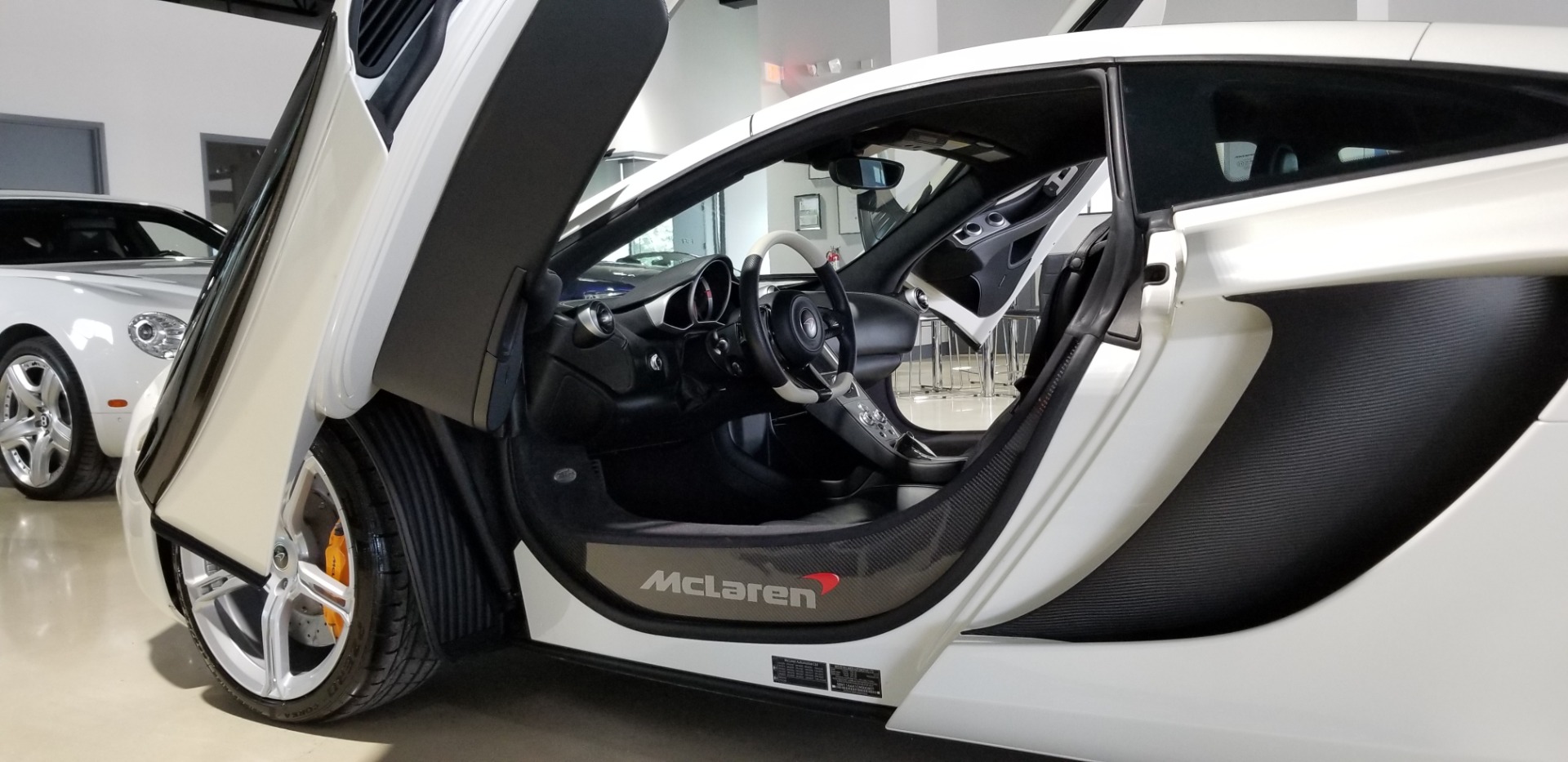 Used-2012-McLaren-MP4-12C