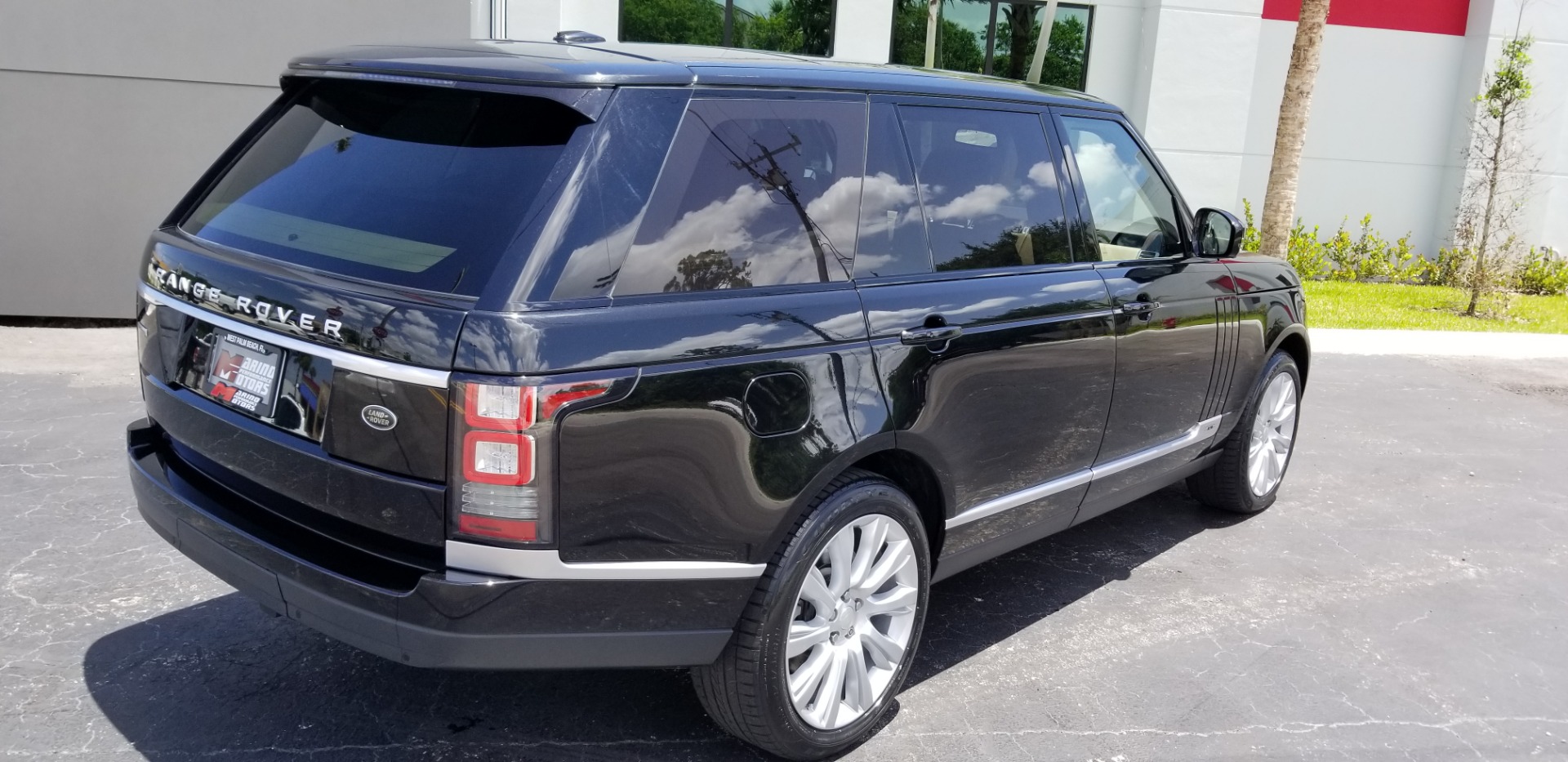 Used 2014 Land Rover Range Rover Supercharged Long Wheelbase For Sale