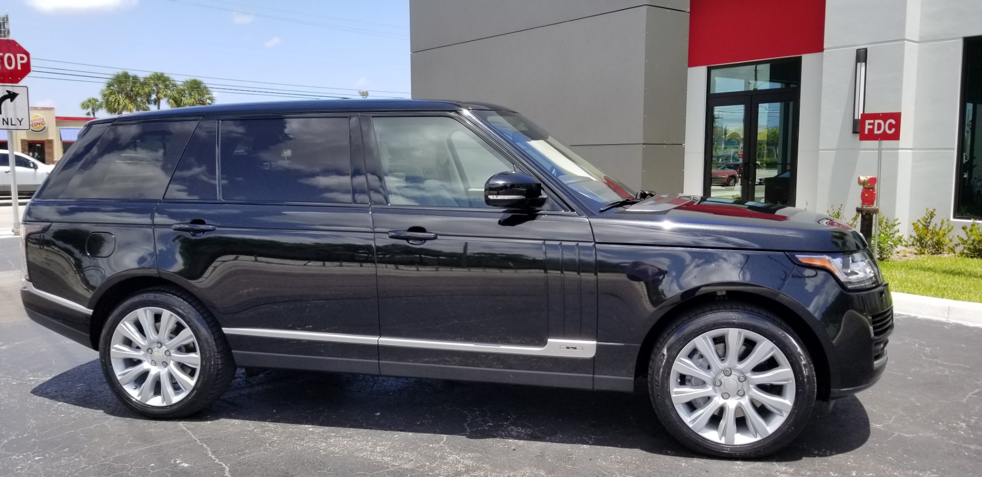 Used 2014 Land Rover Range Rover Supercharged Long Wheelbase For Sale