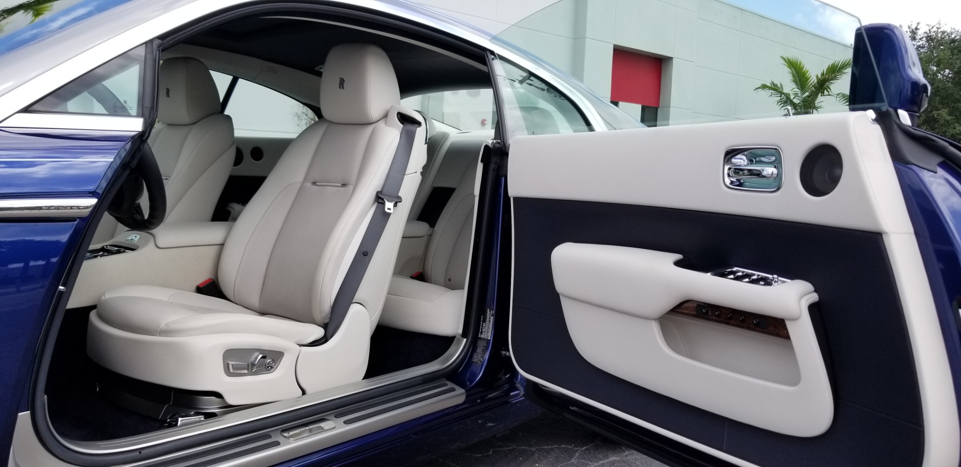 Used-2015-Rolls-Royce-Wraith