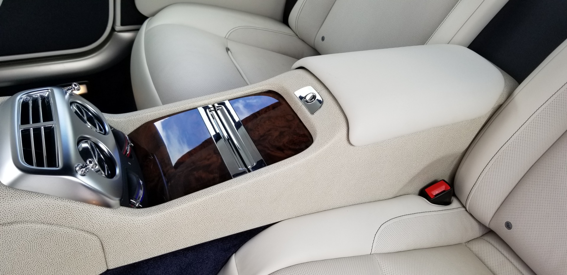 Used-2015-Rolls-Royce-Wraith