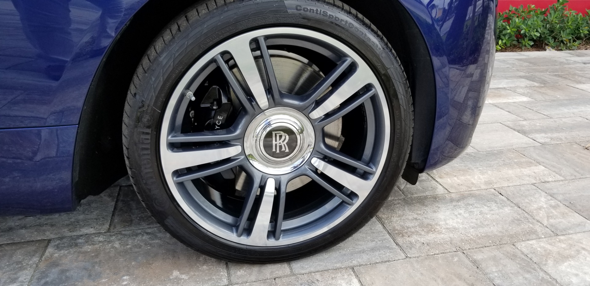 Used-2015-Rolls-Royce-Wraith