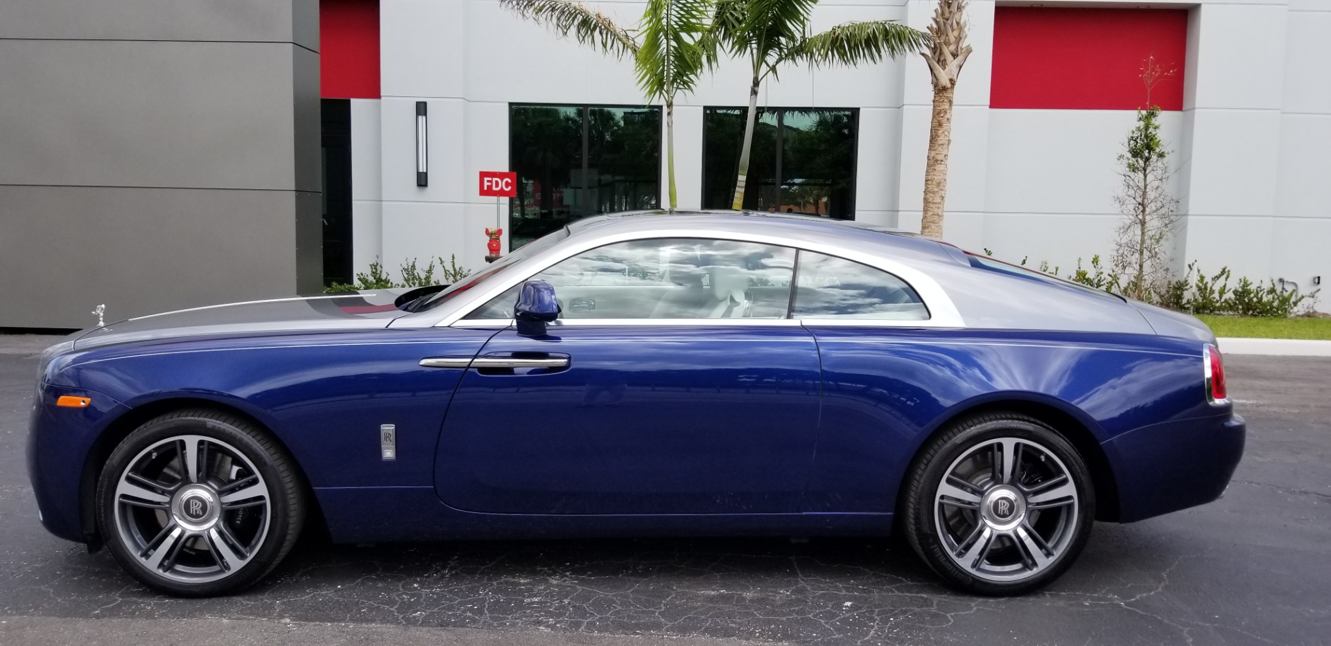 Used-2015-Rolls-Royce-Wraith