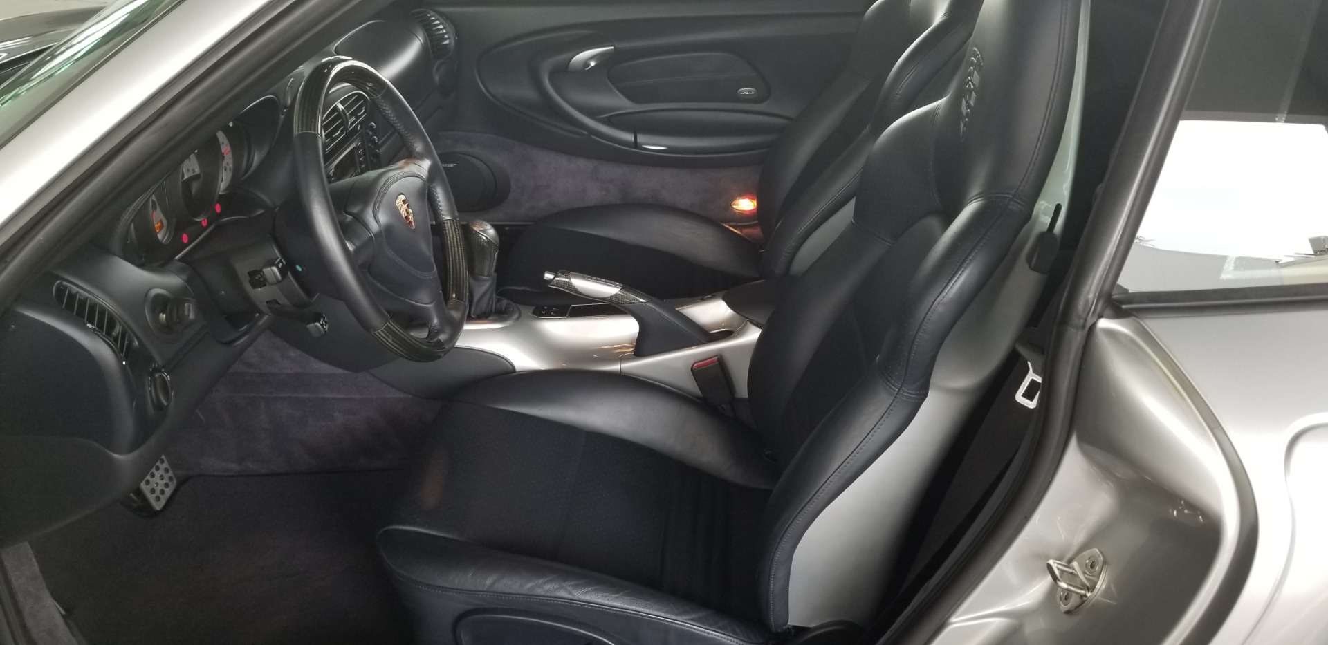 Used-2002-Porsche-911-Turbo-Turbo
