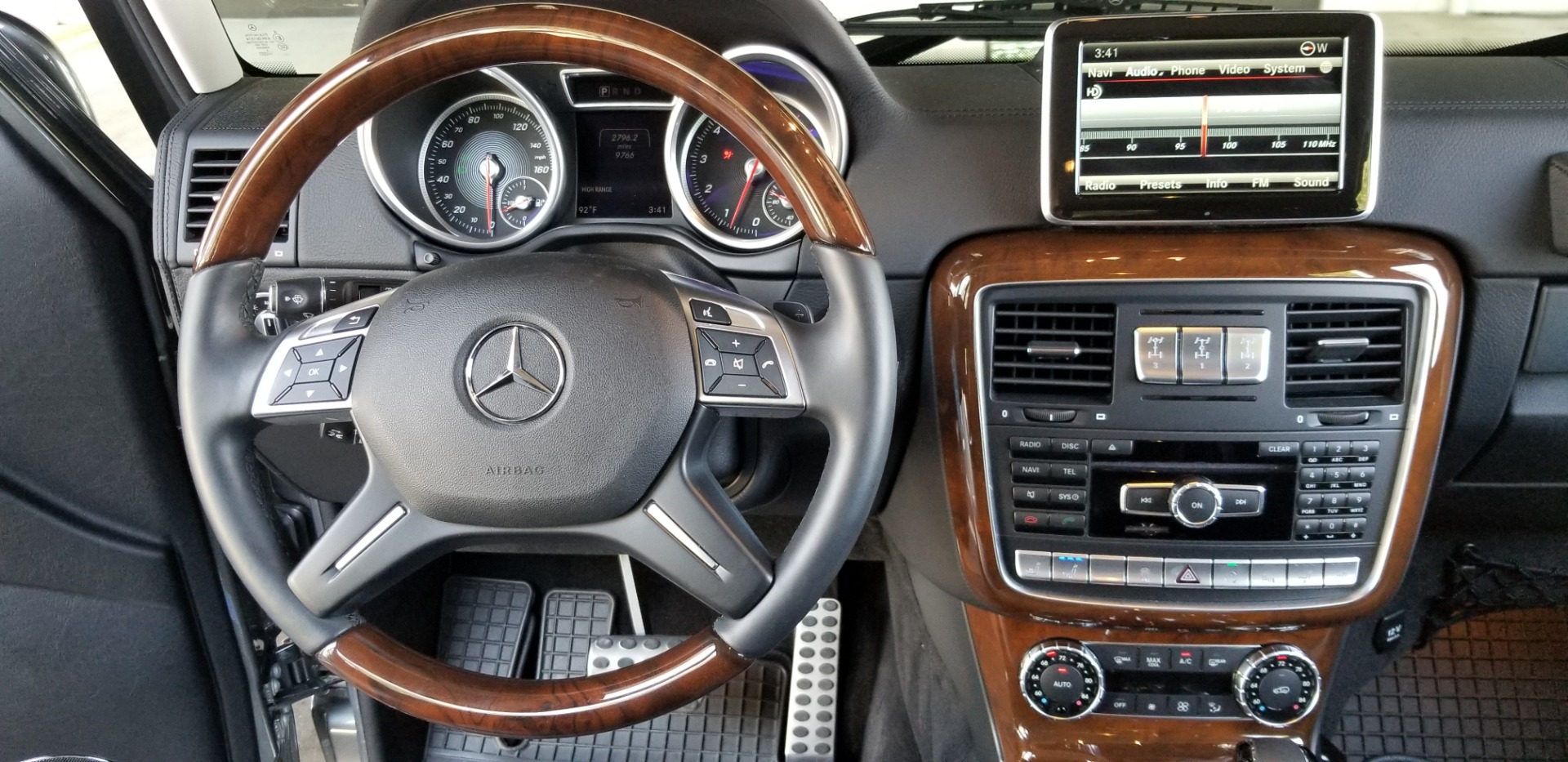 Used-2016-Mercedes-Benz-G-Class-G-550