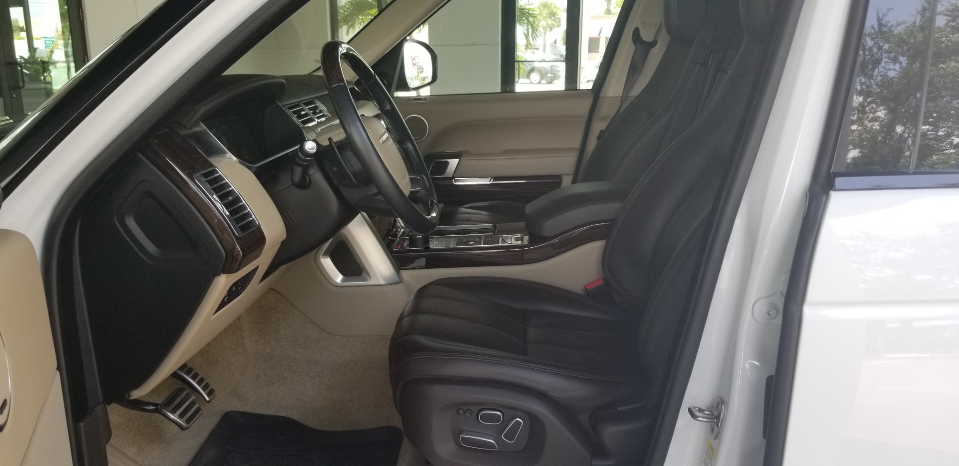 Used-2014-Land-Rover-Range-Rover-Supercharged-Long-Wheelbase