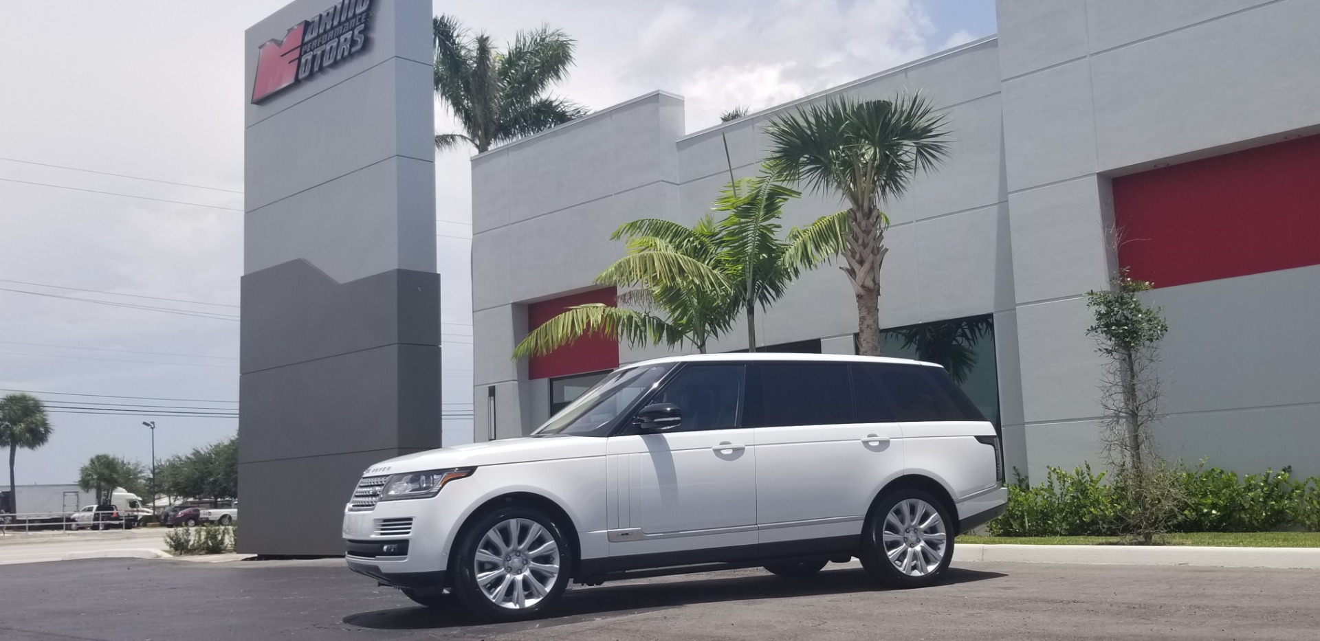 Used-2014-Land-Rover-Range-Rover-Supercharged-Long-Wheelbase