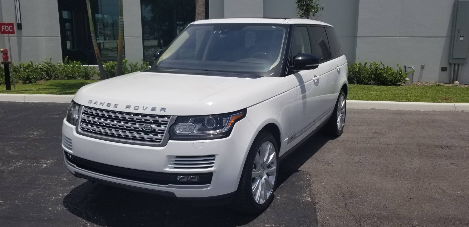 Used-2014-Land-Rover-Range-Rover-Supercharged-Long-Wheelbase