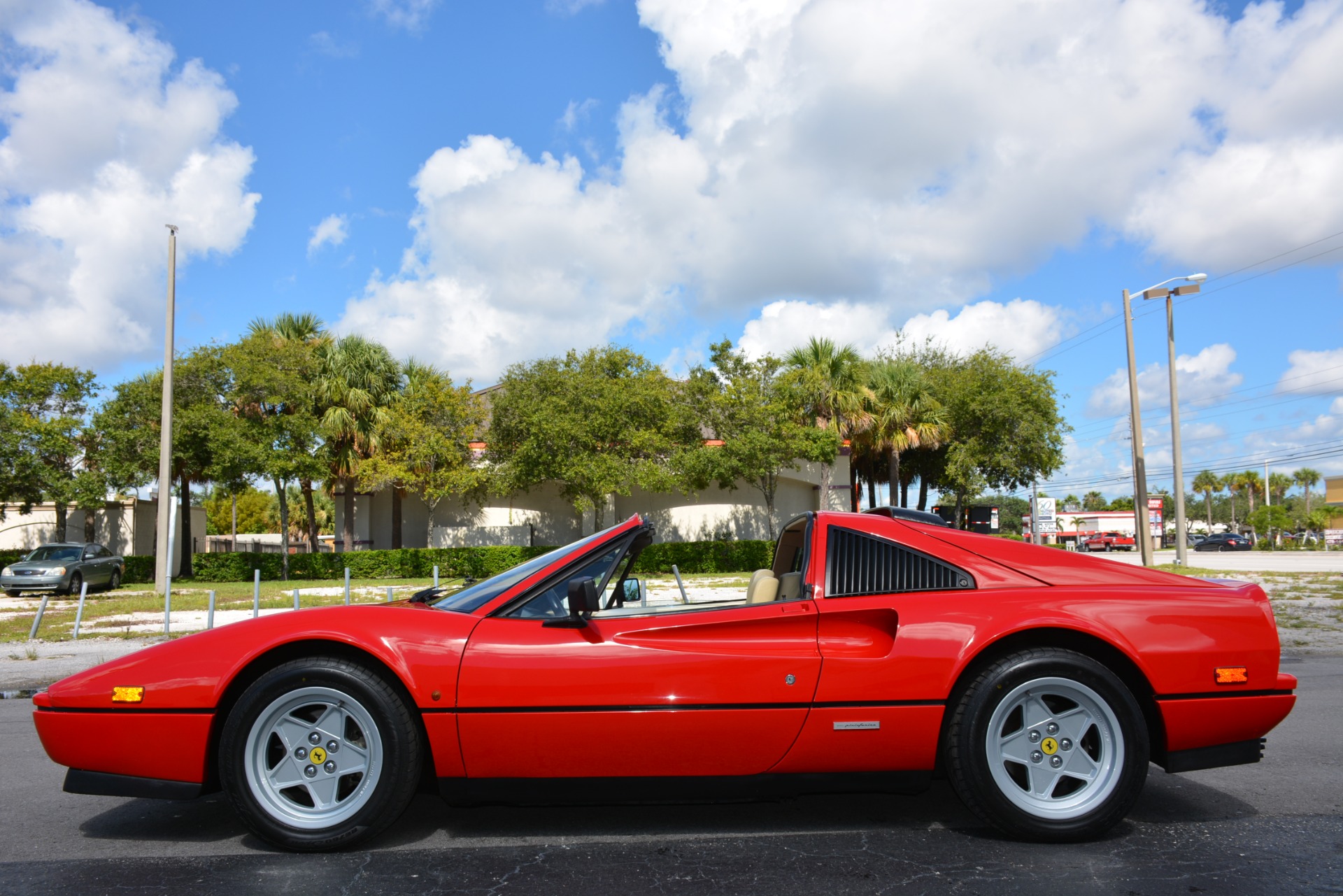 Used-1986-Ferrari-328-GTS