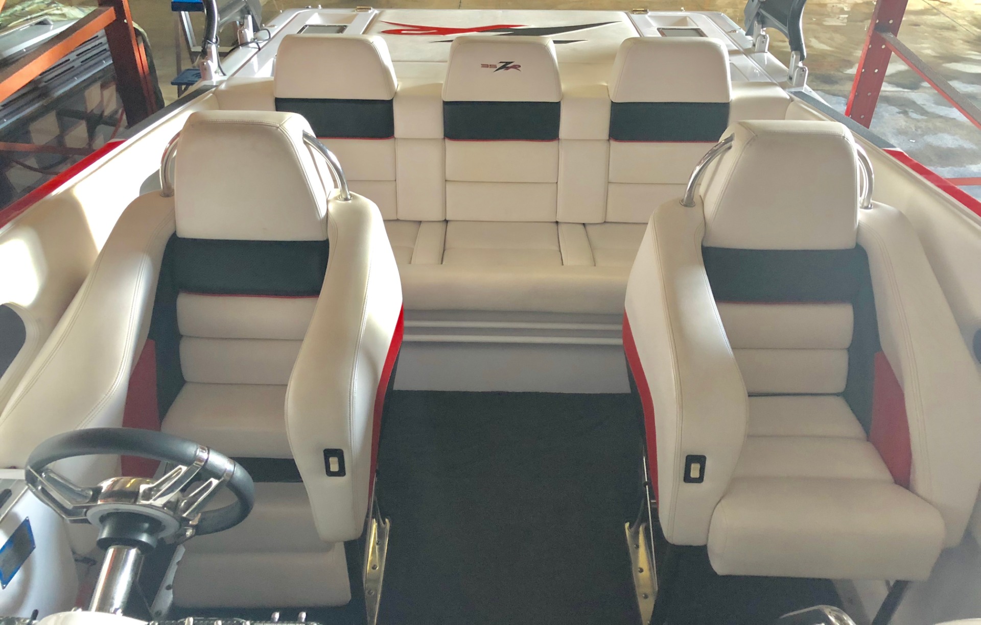 Used-2007-Donzi-35ZR-Twin-MV10-625HP