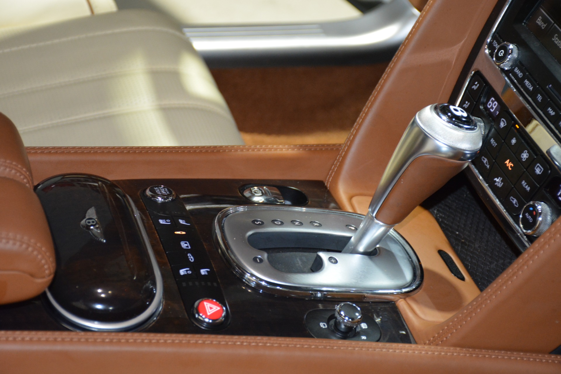 Used-2014-Bentley-Flying-Spur