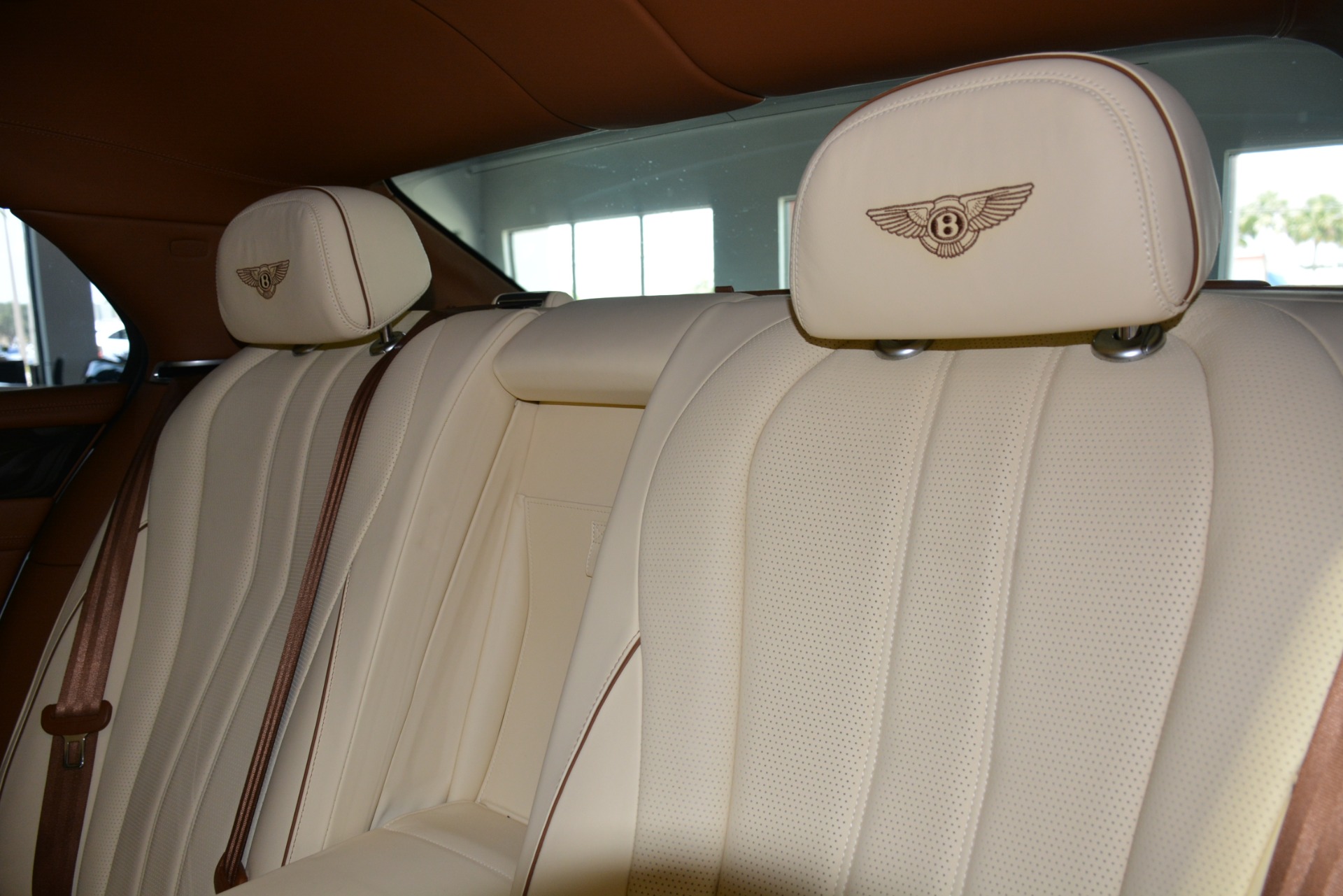 Used-2014-Bentley-Flying-Spur