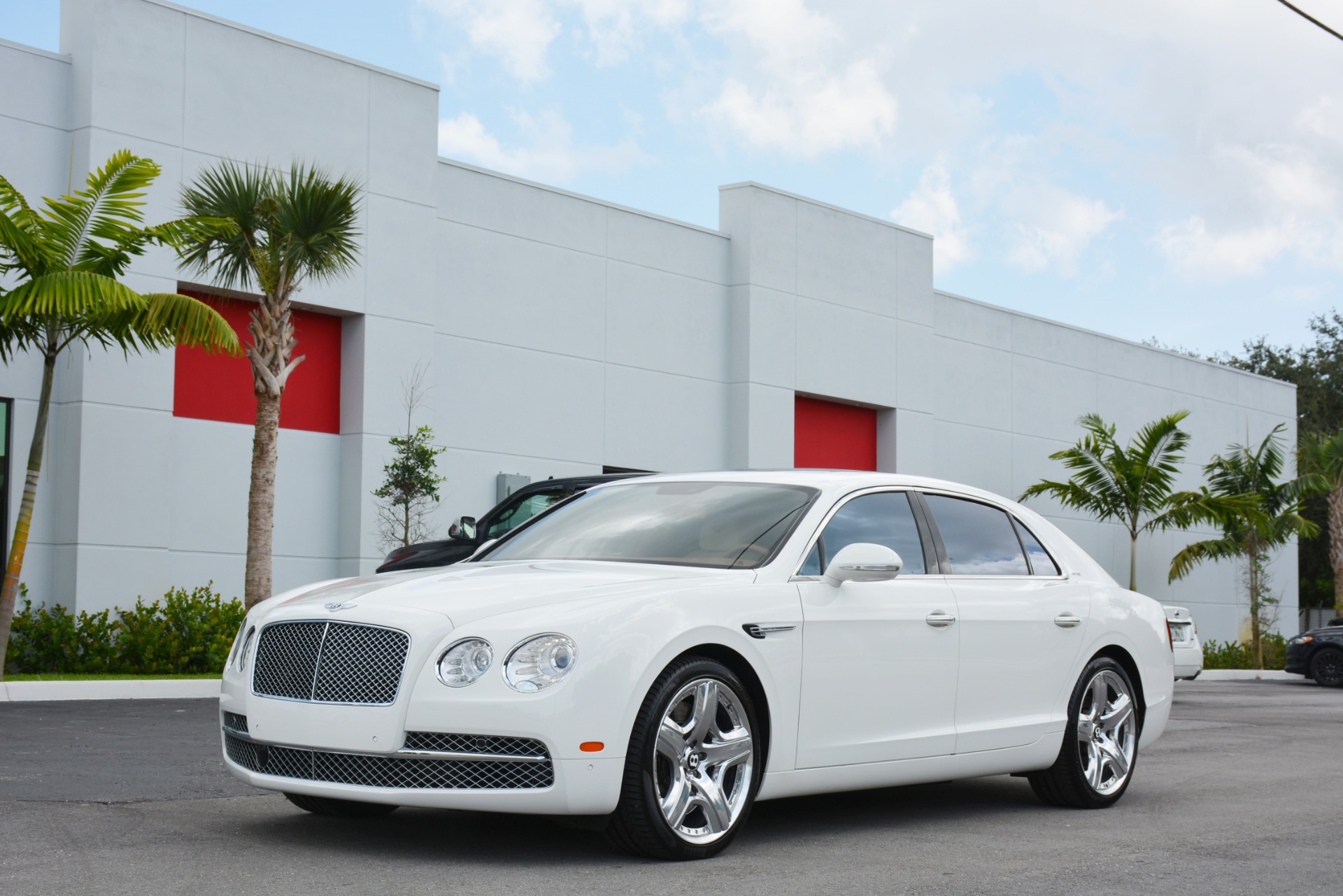 Used-2014-Bentley-Flying-Spur