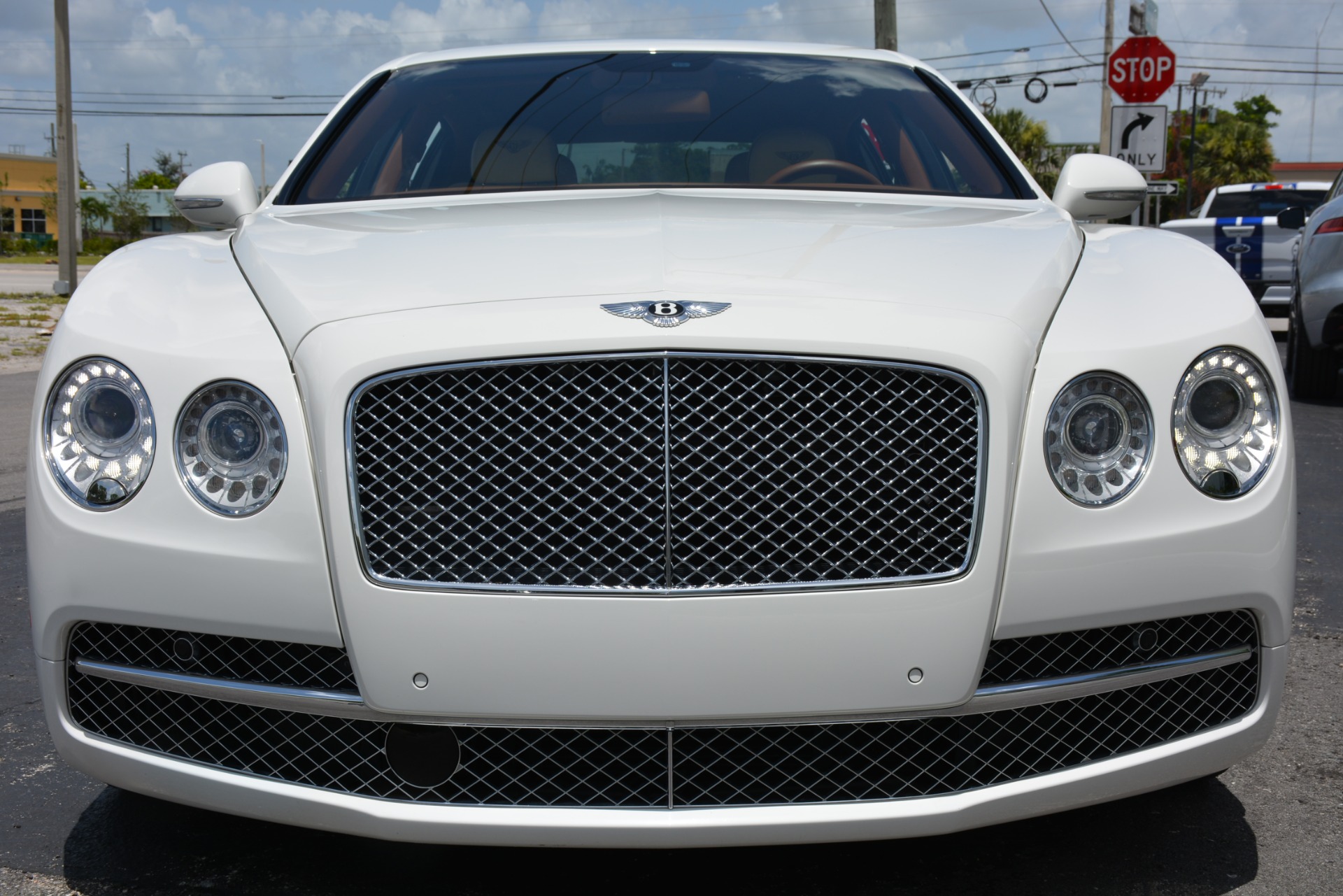 Used-2014-Bentley-Flying-Spur
