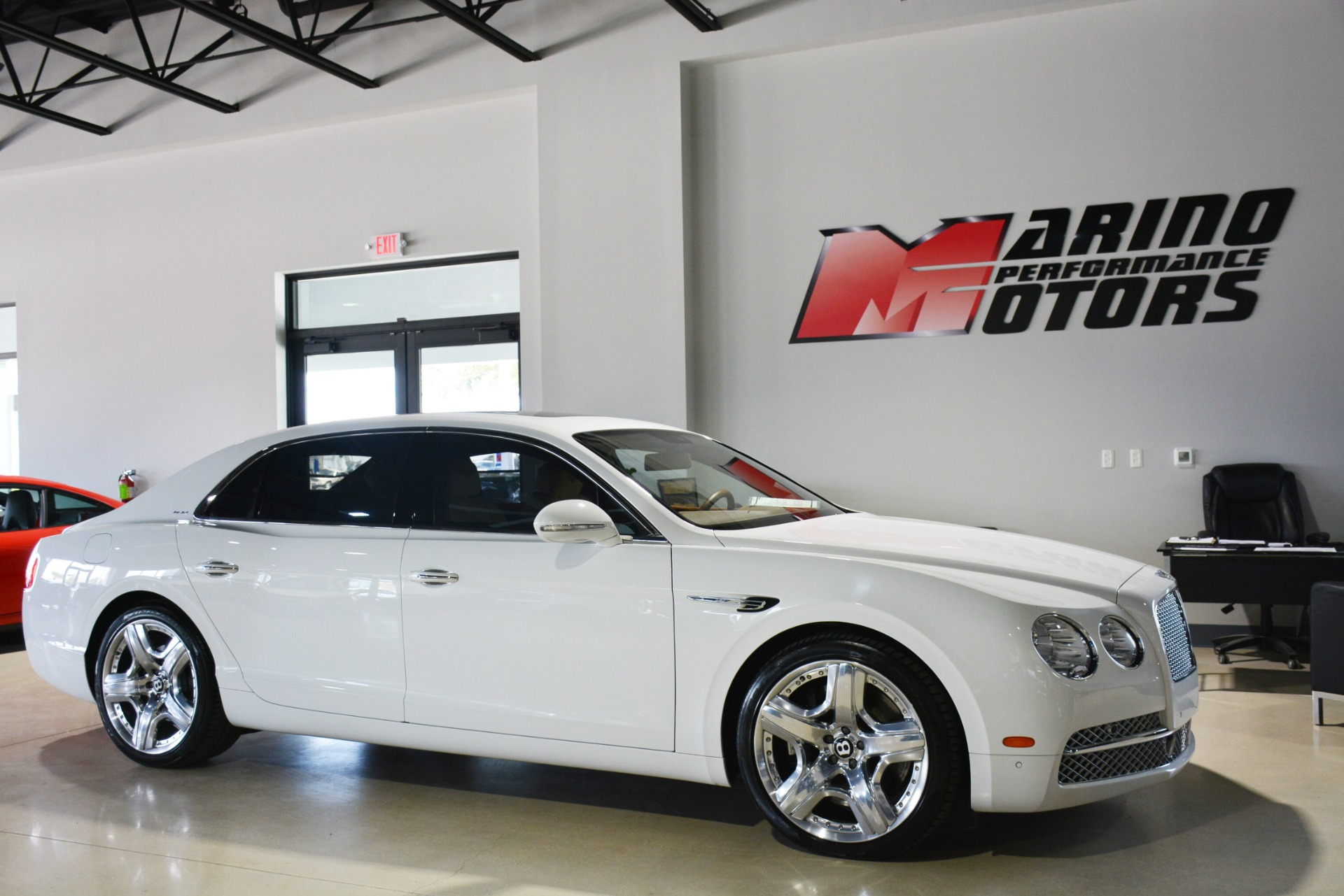 Used-2014-Bentley-Flying-Spur