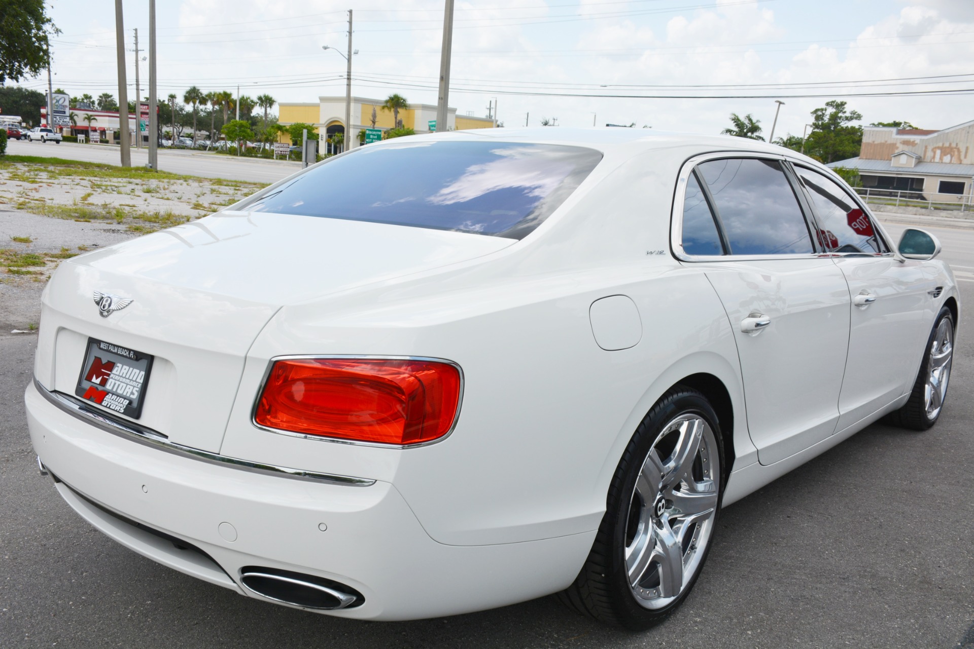 Used-2014-Bentley-Flying-Spur