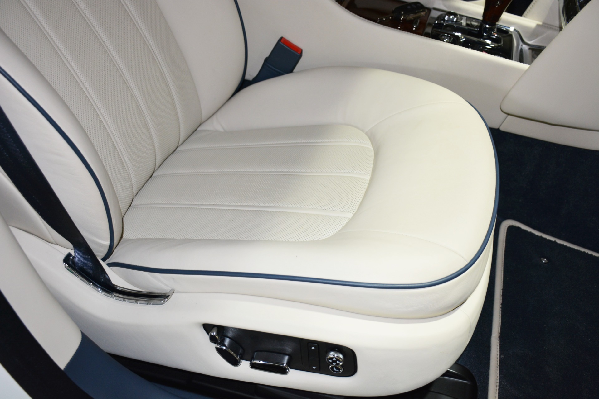 Used-2013-Bentley-Mulsanne