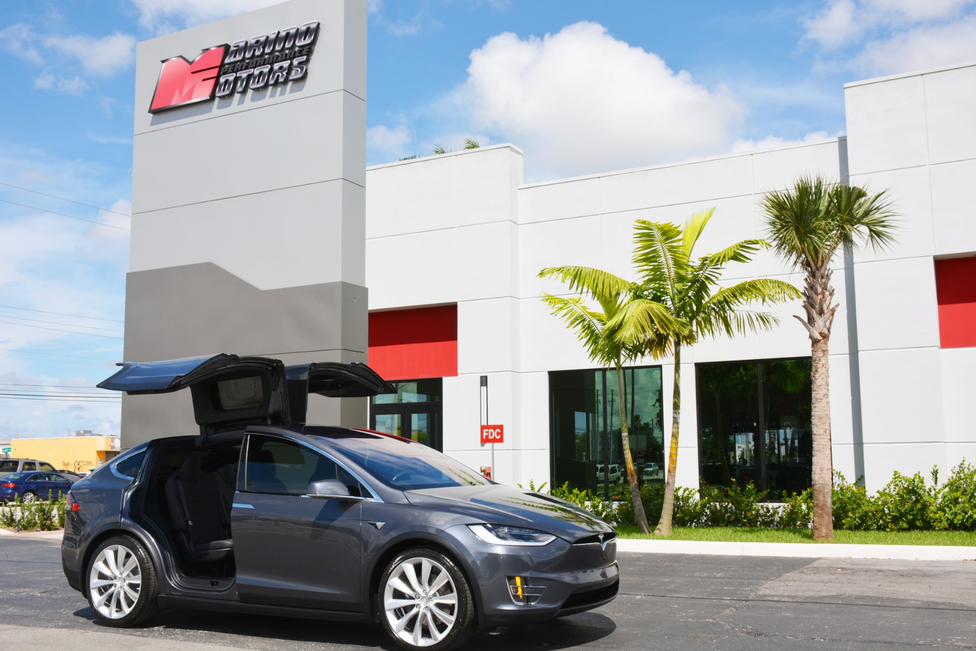 Used-2017-Tesla-Model-X-75D