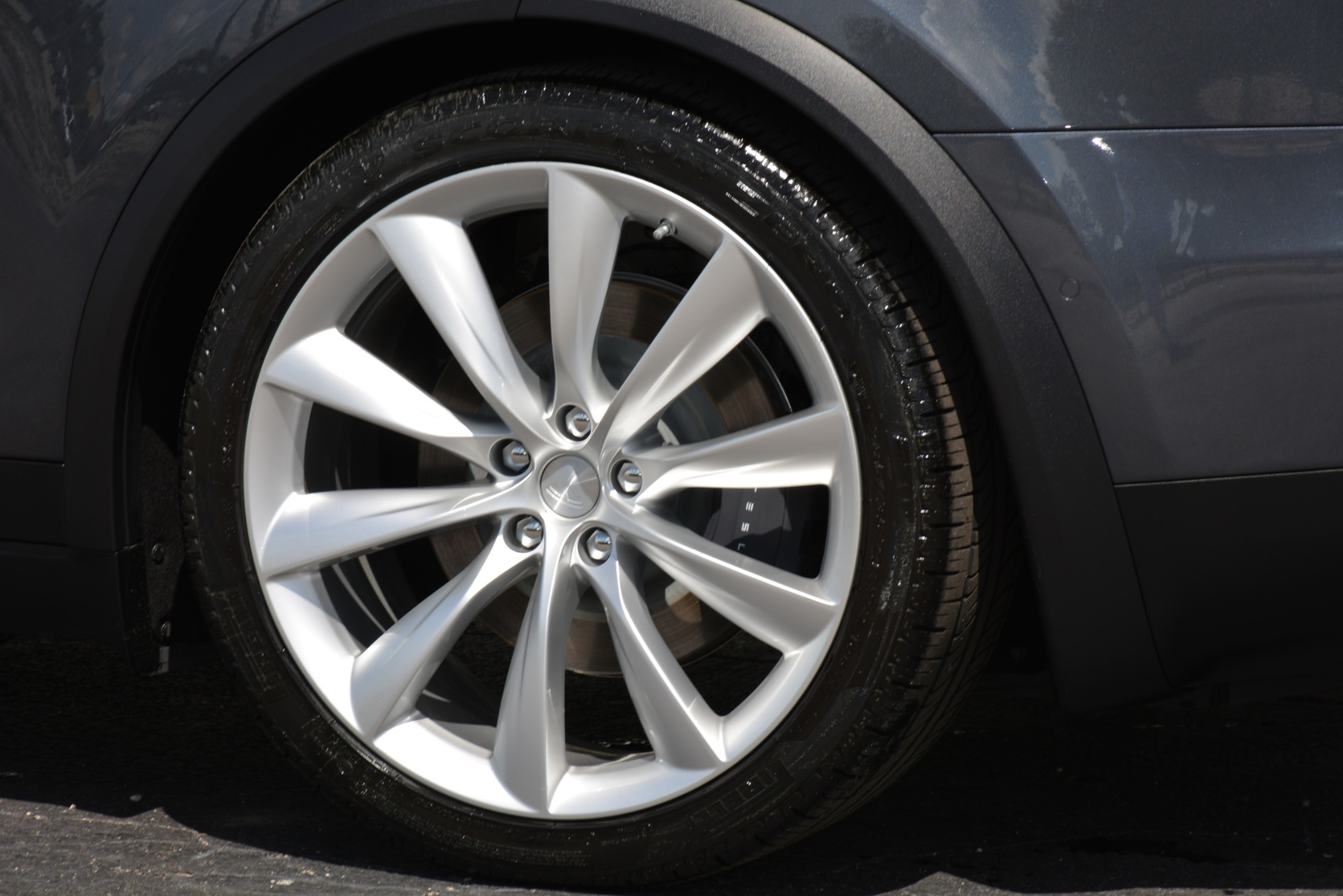 Used-2017-Tesla-Model-X-75D