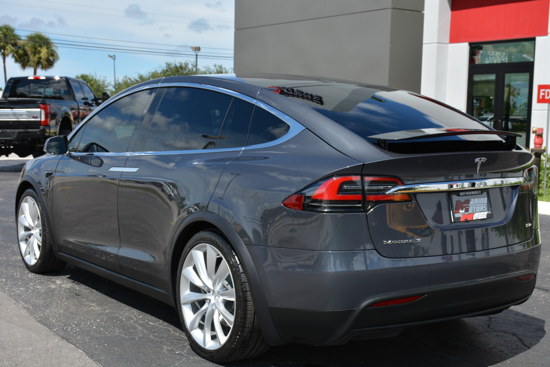 Used-2017-Tesla-Model-X-75D