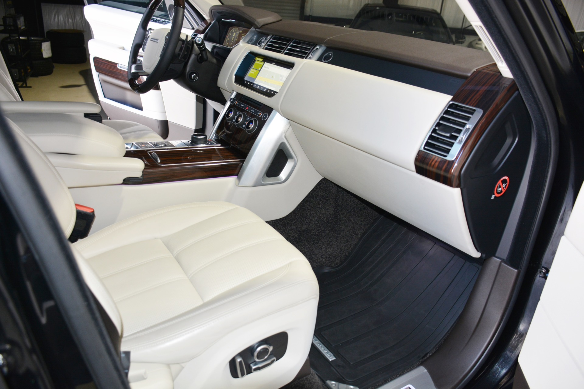 Used-2017-Land-Rover-Range-Rover-Supercharged-LWB