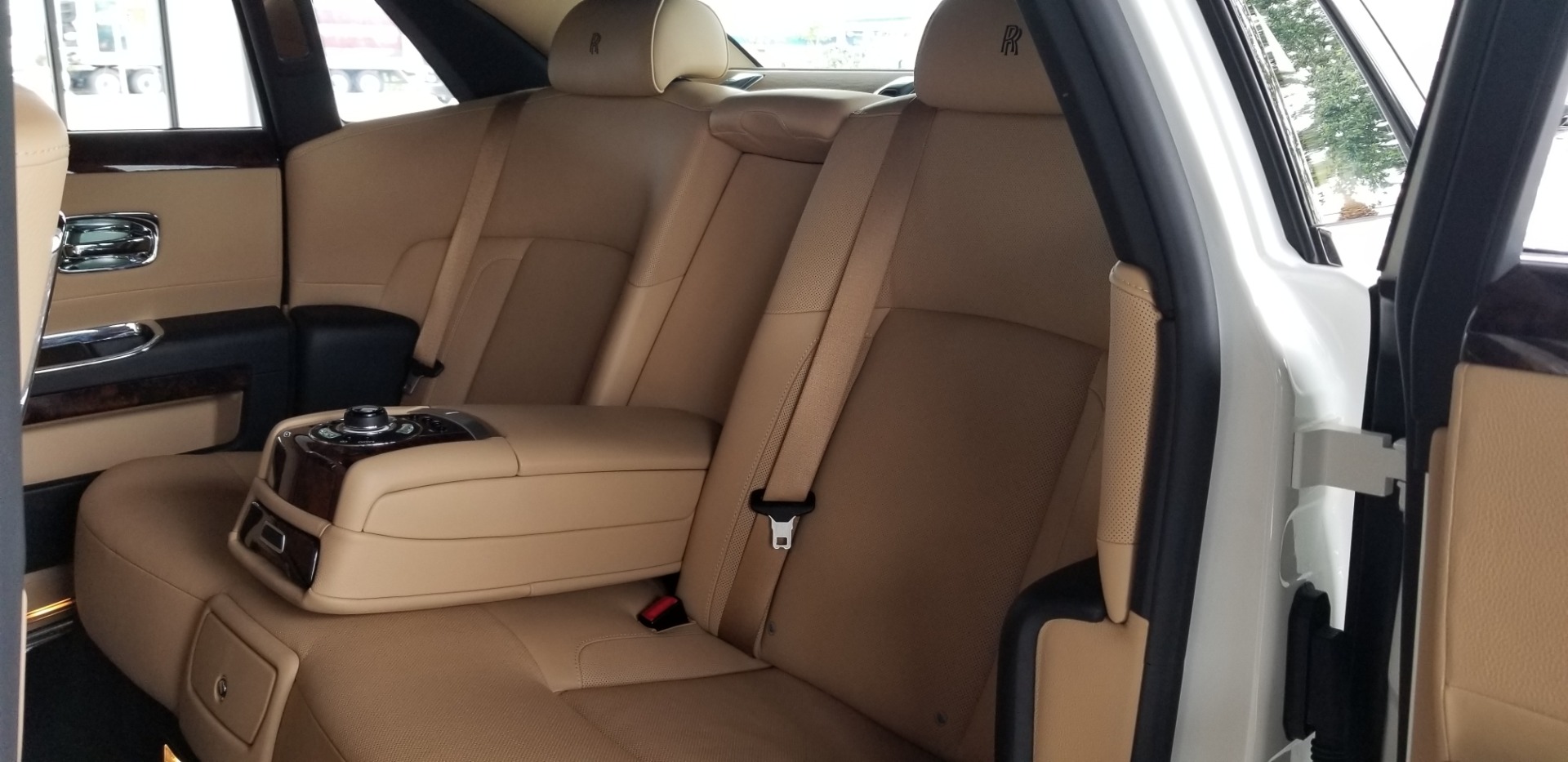 Used-2013-Rolls-Royce-Ghost