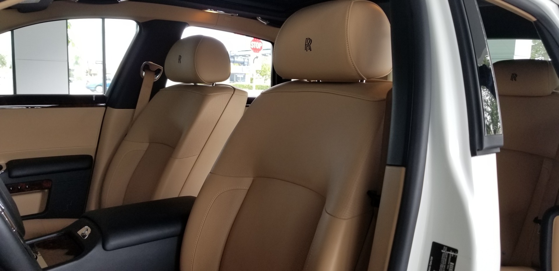 Used-2013-Rolls-Royce-Ghost