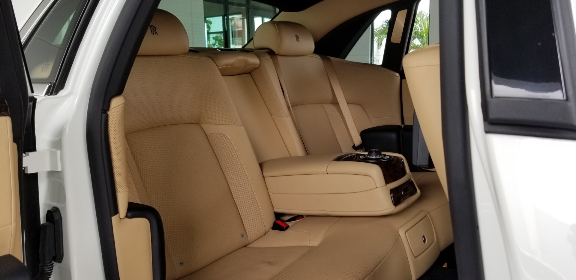 Used-2013-Rolls-Royce-Ghost