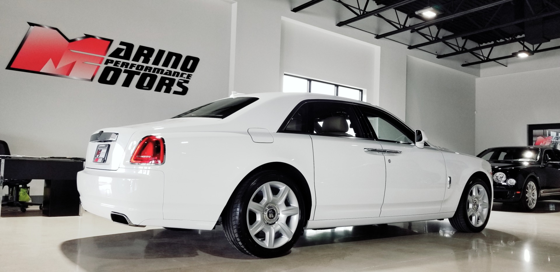 Used-2013-Rolls-Royce-Ghost