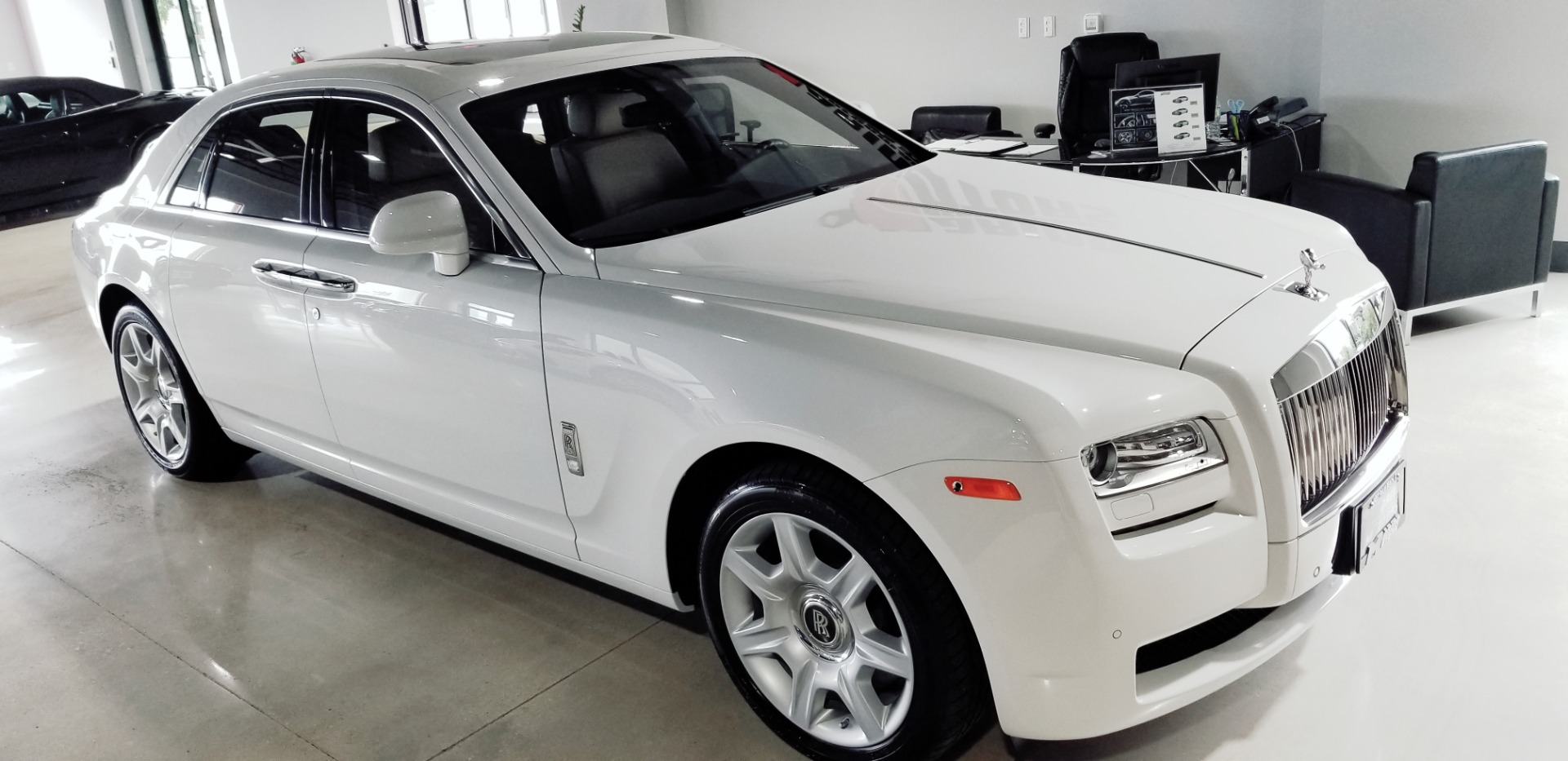 Used-2013-Rolls-Royce-Ghost