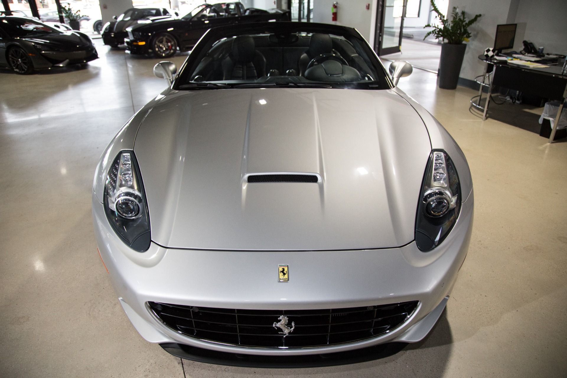 Used-2010-Ferrari-California