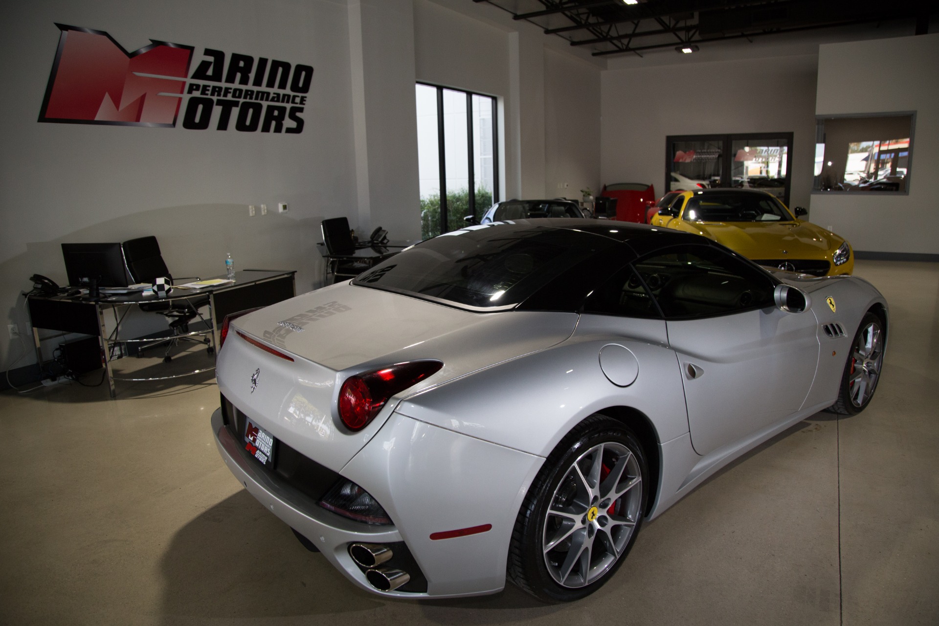Used-2010-Ferrari-California