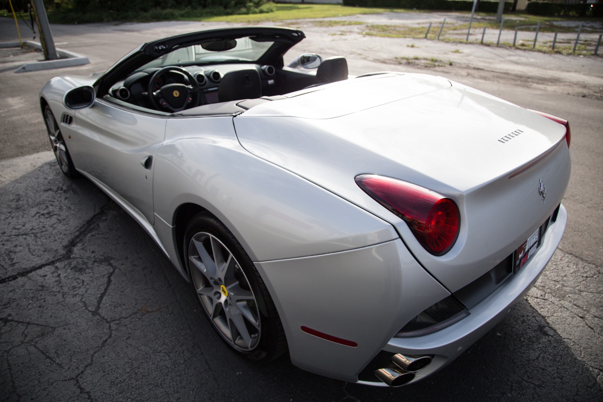 Used-2010-Ferrari-California