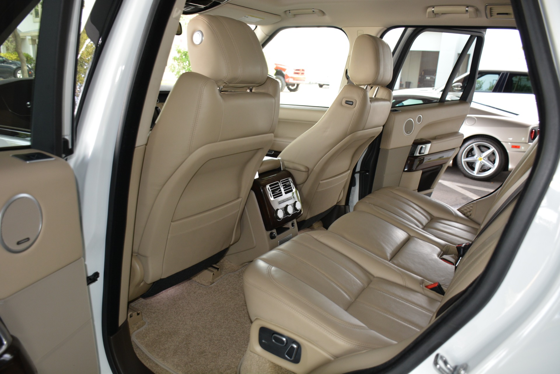 Used-2015-Land-Rover-Range-Rover-Supercharged